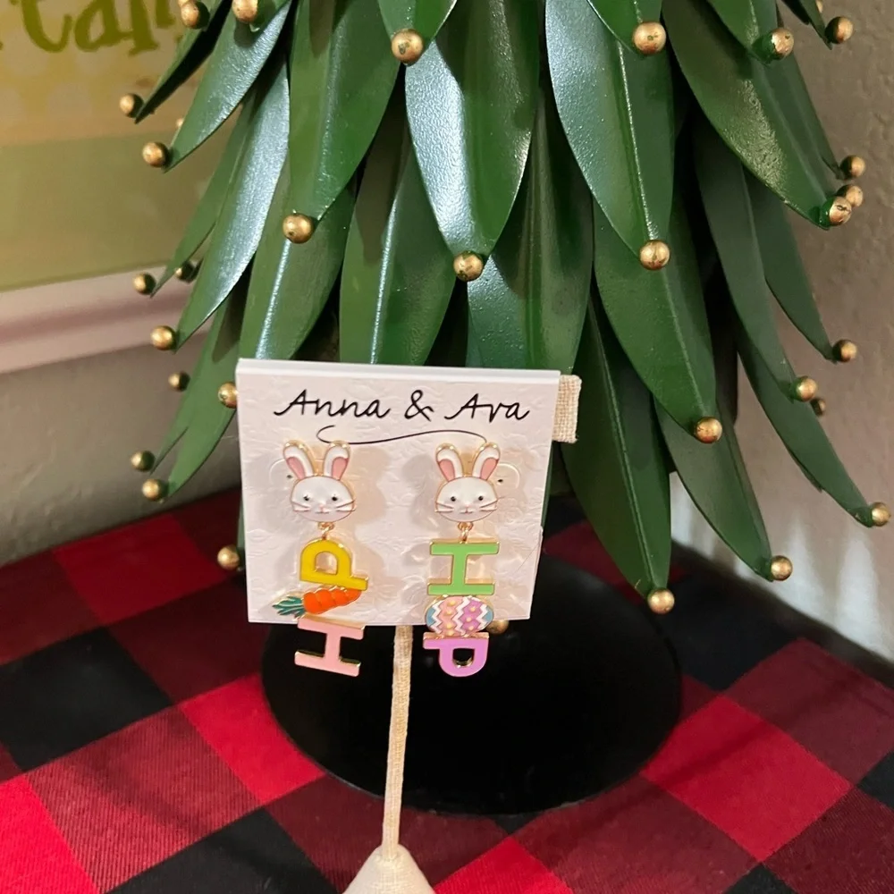 Anna & Ava comes box length